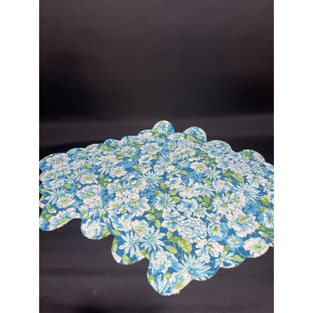 Vintage set of 4 cloth large reversible flowered placemats, 19